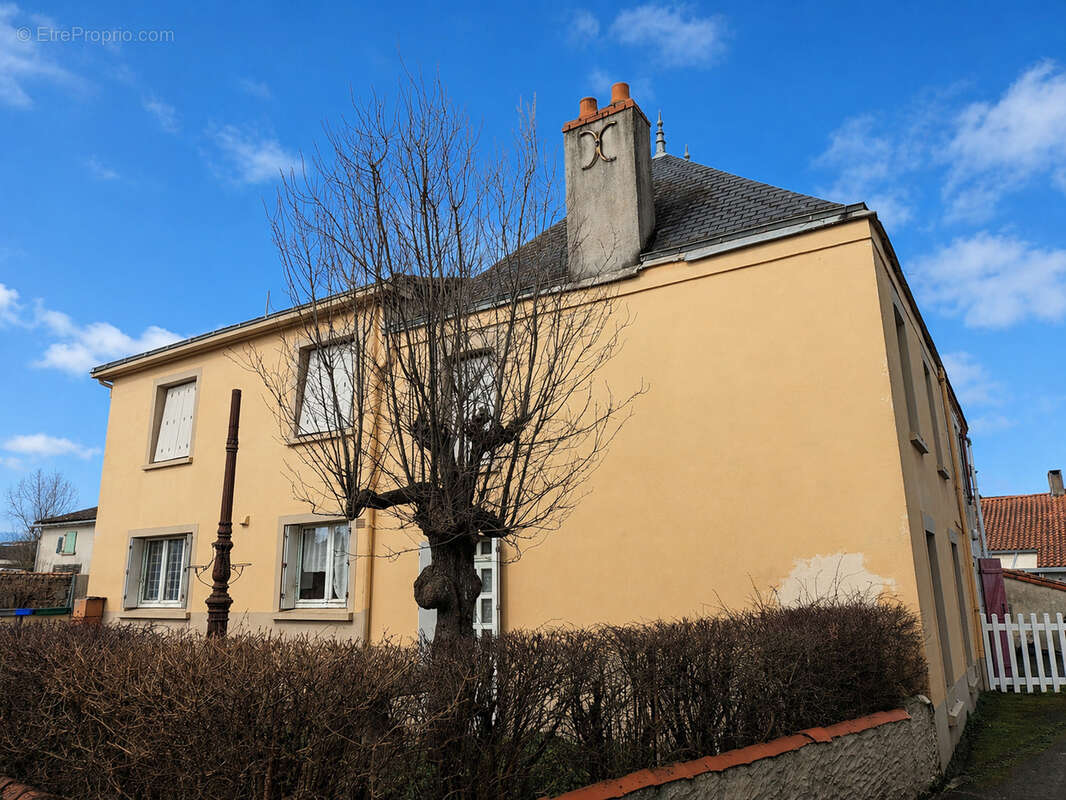 Maison de bourg à Sainte Florence (85140) - photo 2