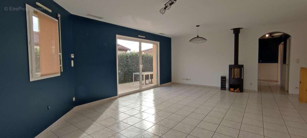 Maison à VIC-EN-BIGORRE