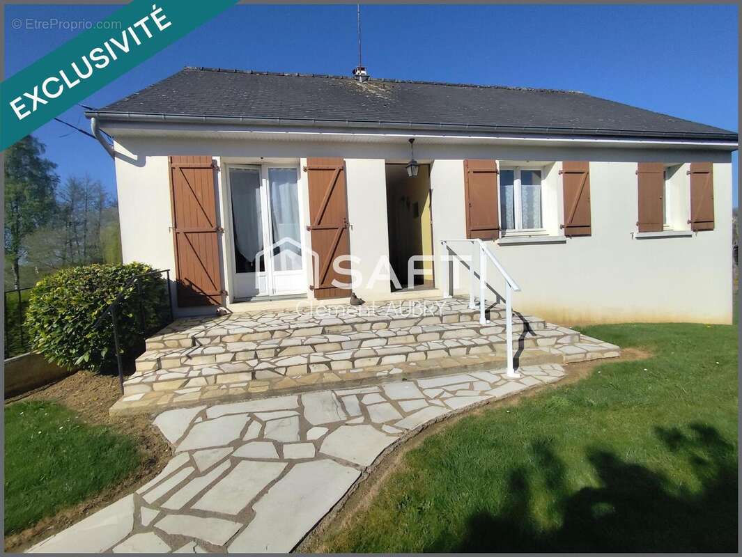 Photo 2 - Maison à LE BOURGNEUF-LA-FORET