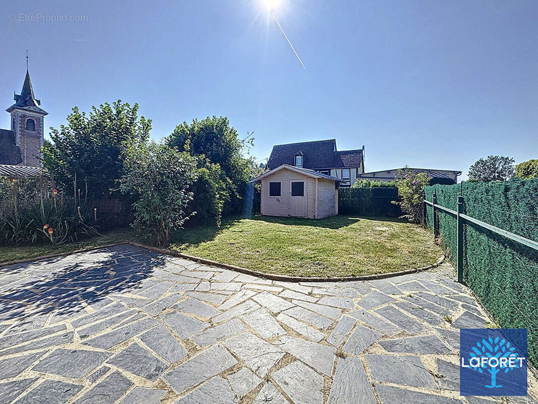 Maison à BERNAY