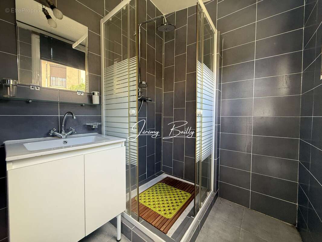 Maison à SAINT-ESTEVE