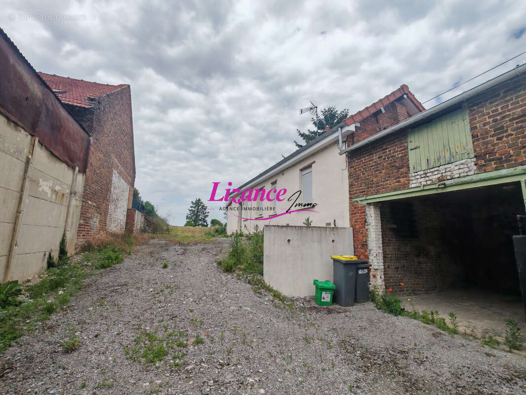 Maison 100 m² à Cantaing-Sur-Escaut  - photo 8