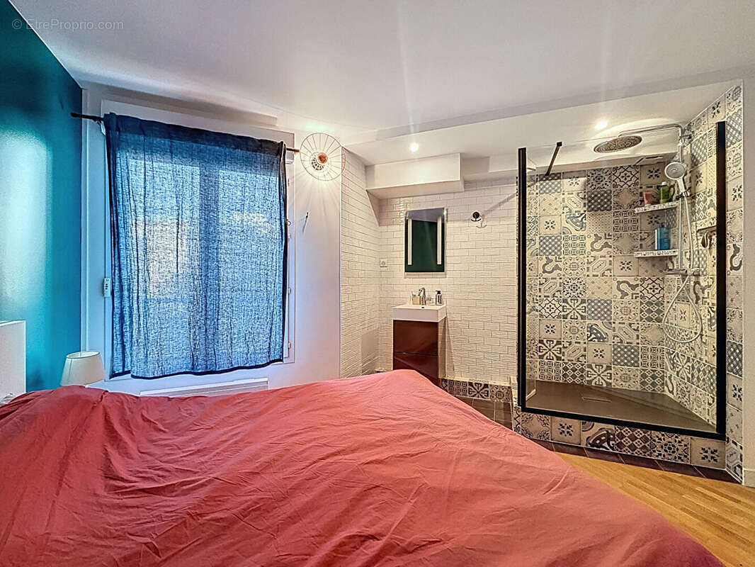 Appartement à SURESNES