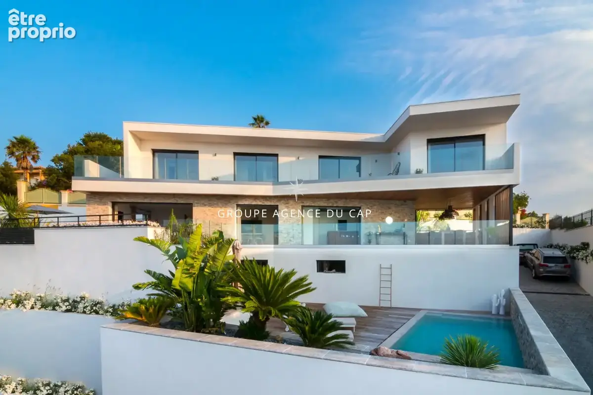 Villa contemporaine 8 pieces  vue mer panoramique avec double garage et piscine - photo 2