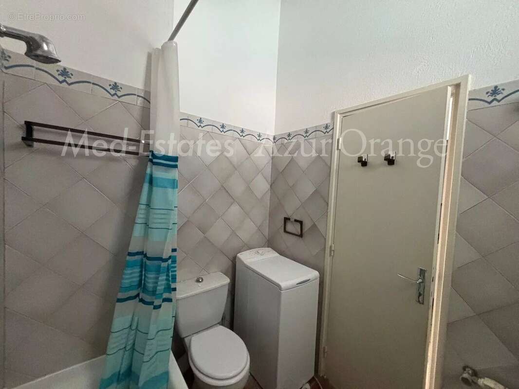 Appartement à GRIMAUD