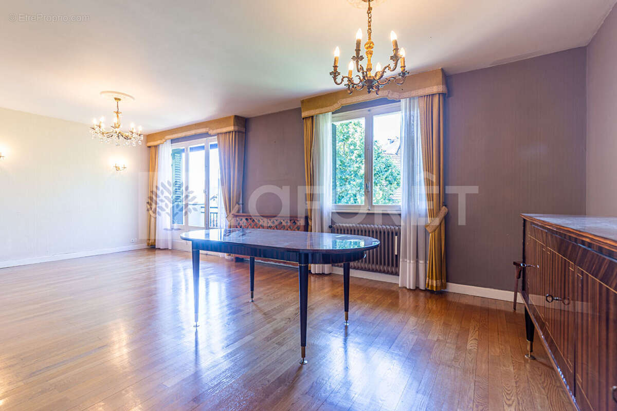 Agence immobiliere laforet - "hedera" - annecy - appartement t4 de 72.66m² - balcon - loggia - traversant - dernier etage - cave - photo 6