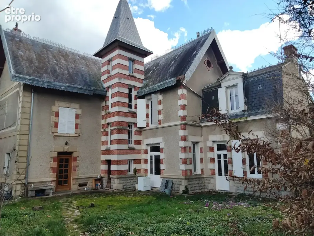 Maison à LUCENAY-LES-AIX