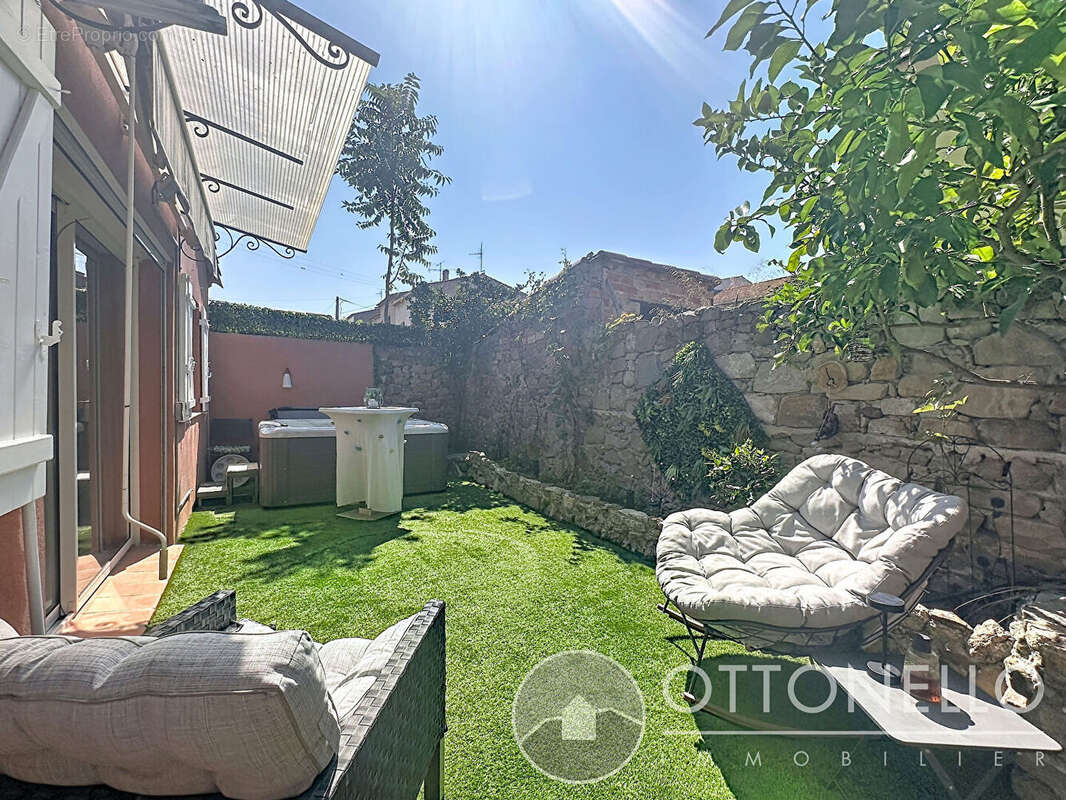 Maison Roquebrune sur Argens 91,73 m2 avec jardin et garage - photo 5