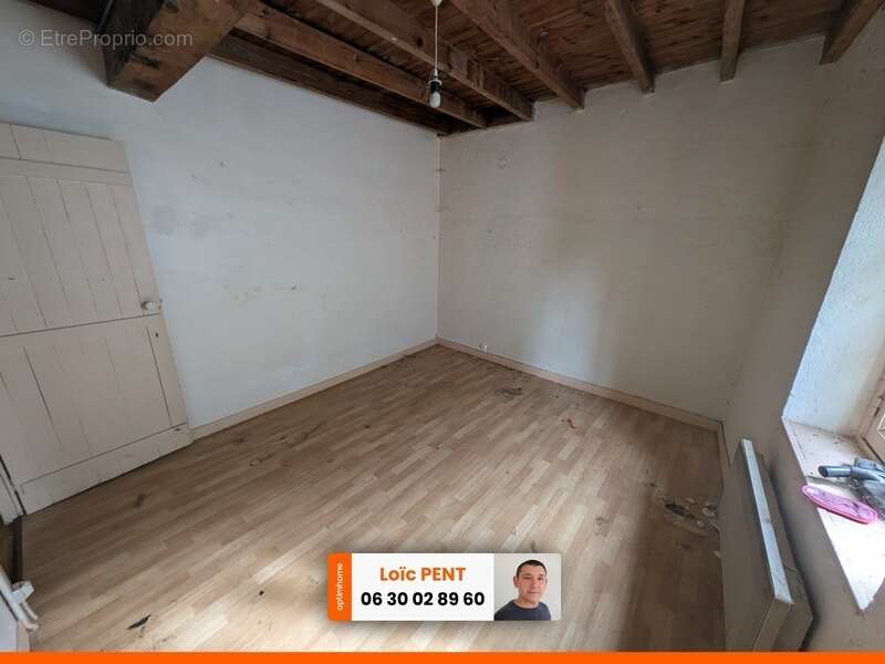 Maison 60m² à rénover, 3 pièces + grange à Nizerolles ( 03250 ) - photo 10