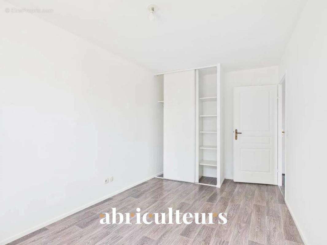 Appartement T4 traversant de 3 chambres – Lumineux et spacieux dans une résidence de standing à Survilliers - photo 14
