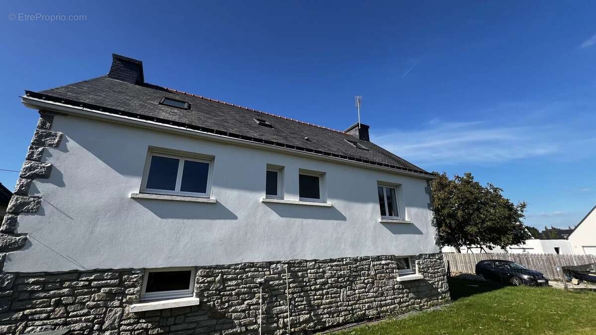 Maison à SAINT-ARMEL