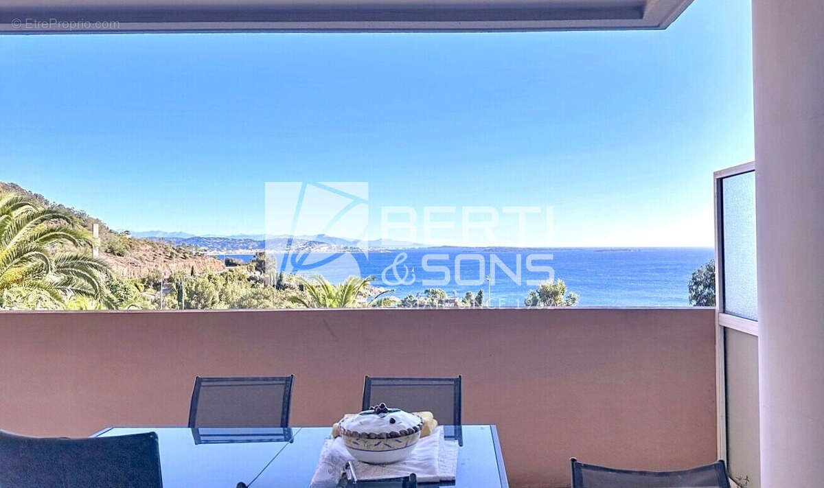 Appartement à THEOULE-SUR-MER