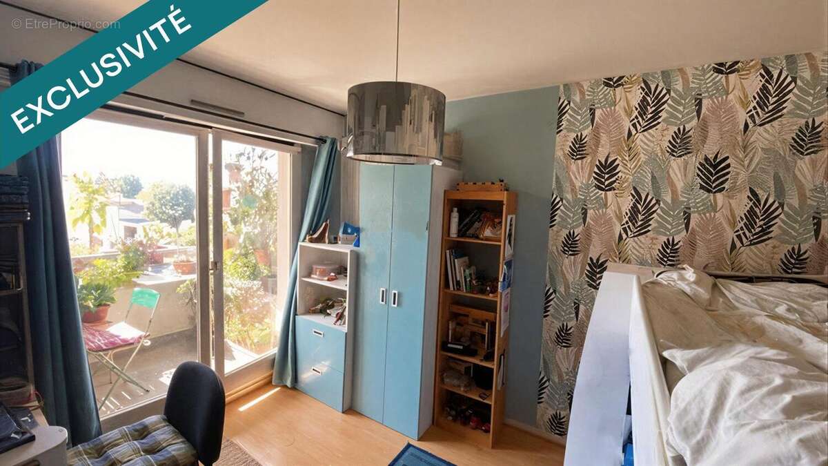 Appartement 72 m² à Colombes  - photo 6