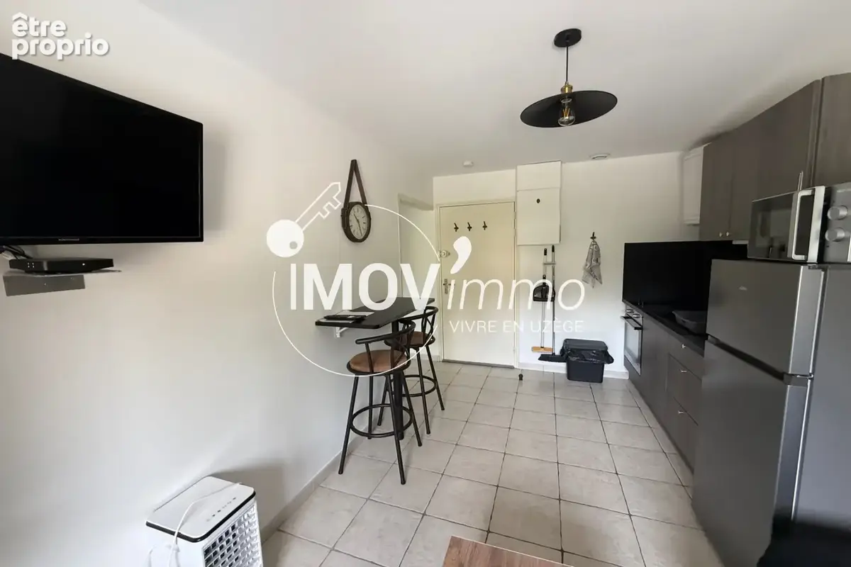 Appartement 2 pièces 23 m² à vendre à Uzes (30700) - photo 3