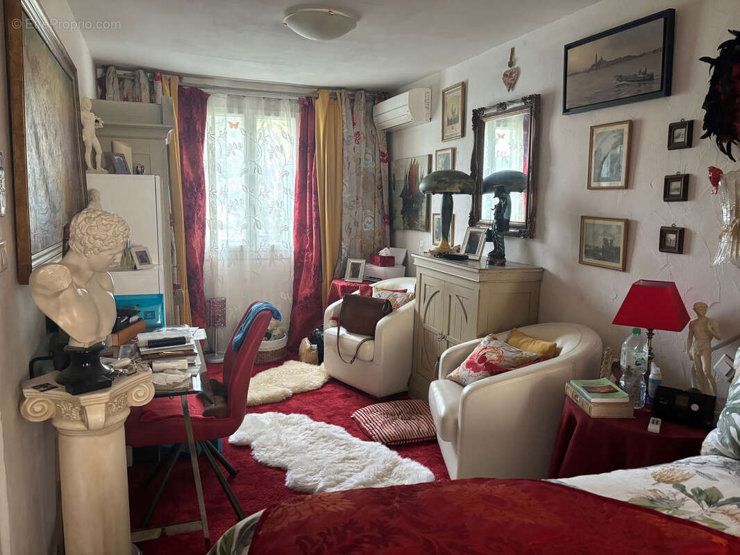 Maison à SOLLIES-PONT