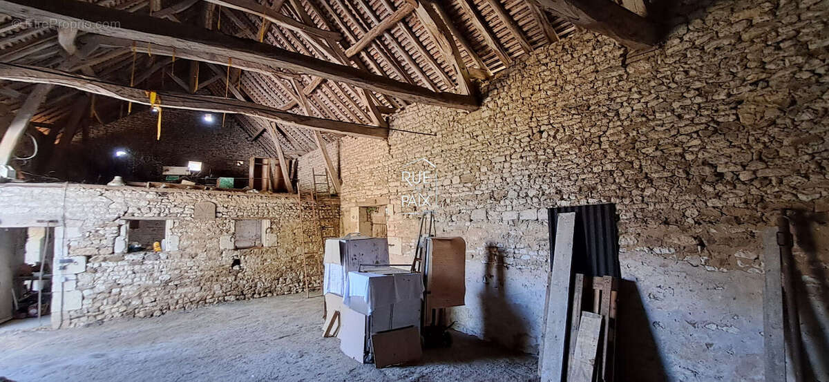 Maison à MARIGNY-MARMANDE