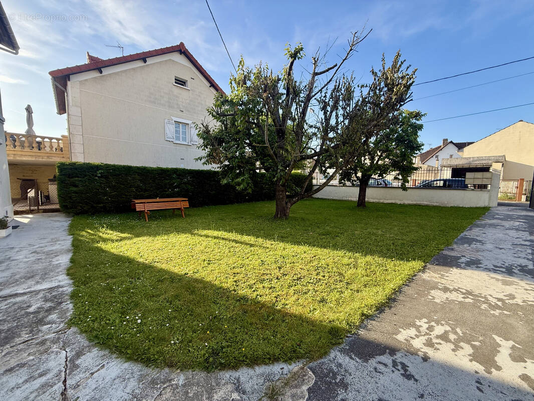 Appartement à AULNAY-SOUS-BOIS