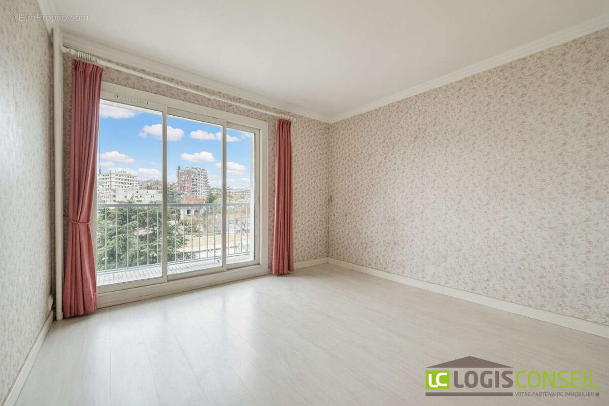 Appartement à CHATILLON