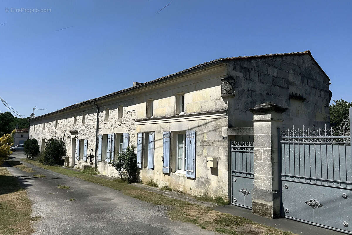 Maison à ROMEGOUX