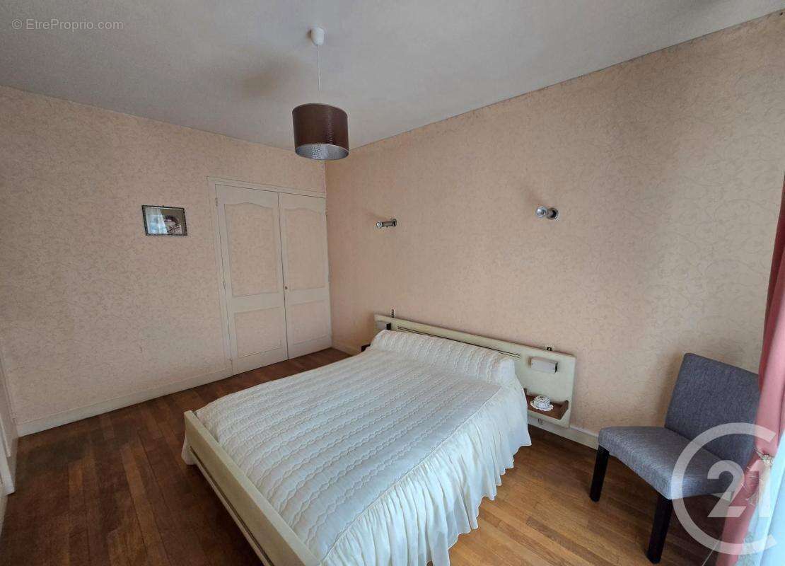 Maison à SACY-LE-GRAND