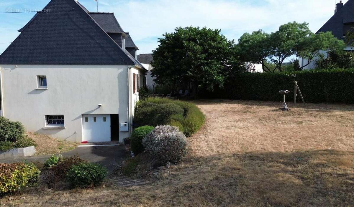 Maison 127 m² à Billiers  - photo 2