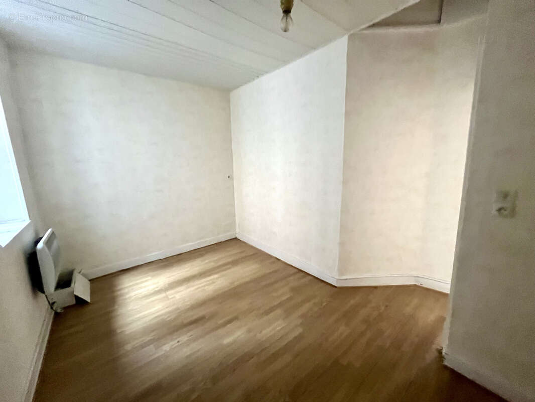 Appartement à MOULINS