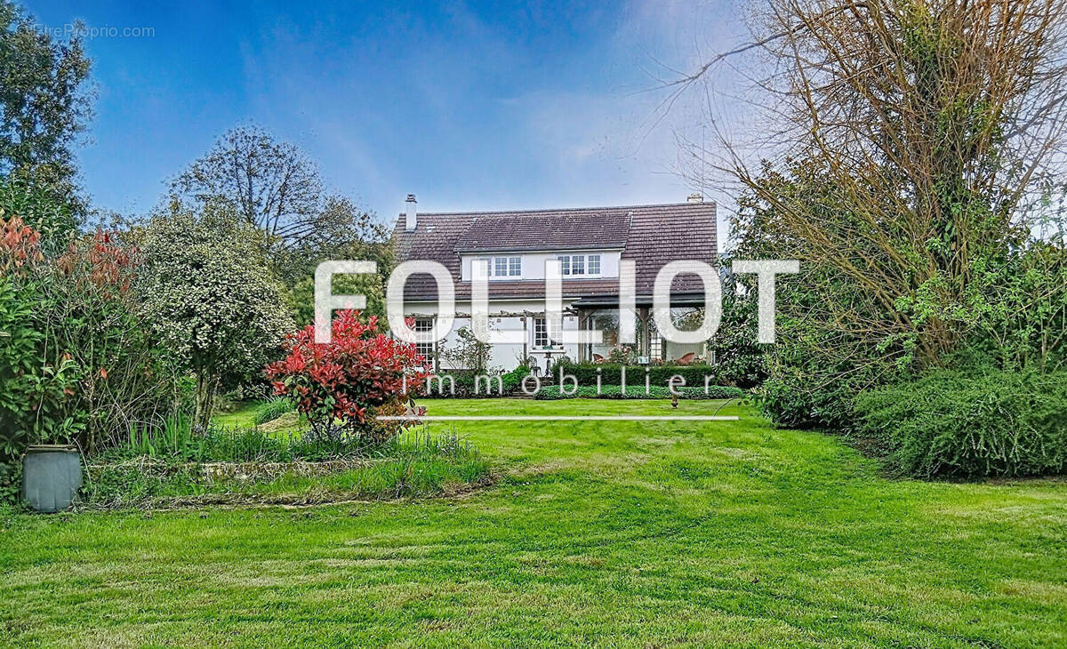 Maison à LA HAYE-DU-PUITS