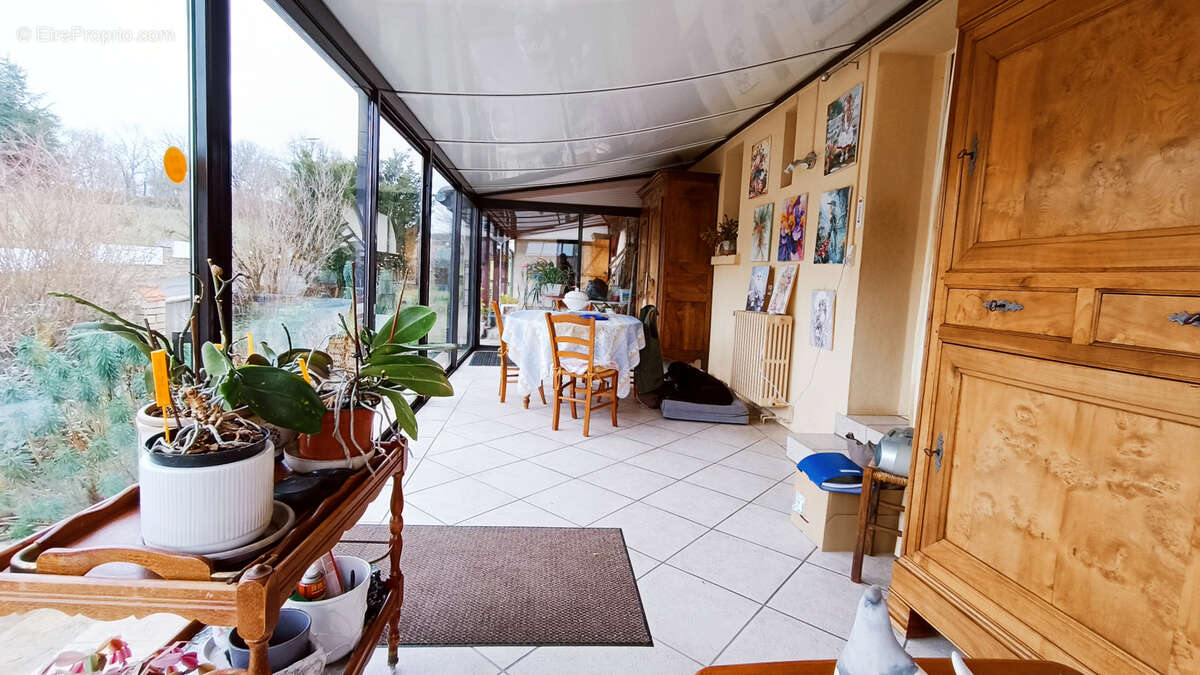 Maison à COULAURES