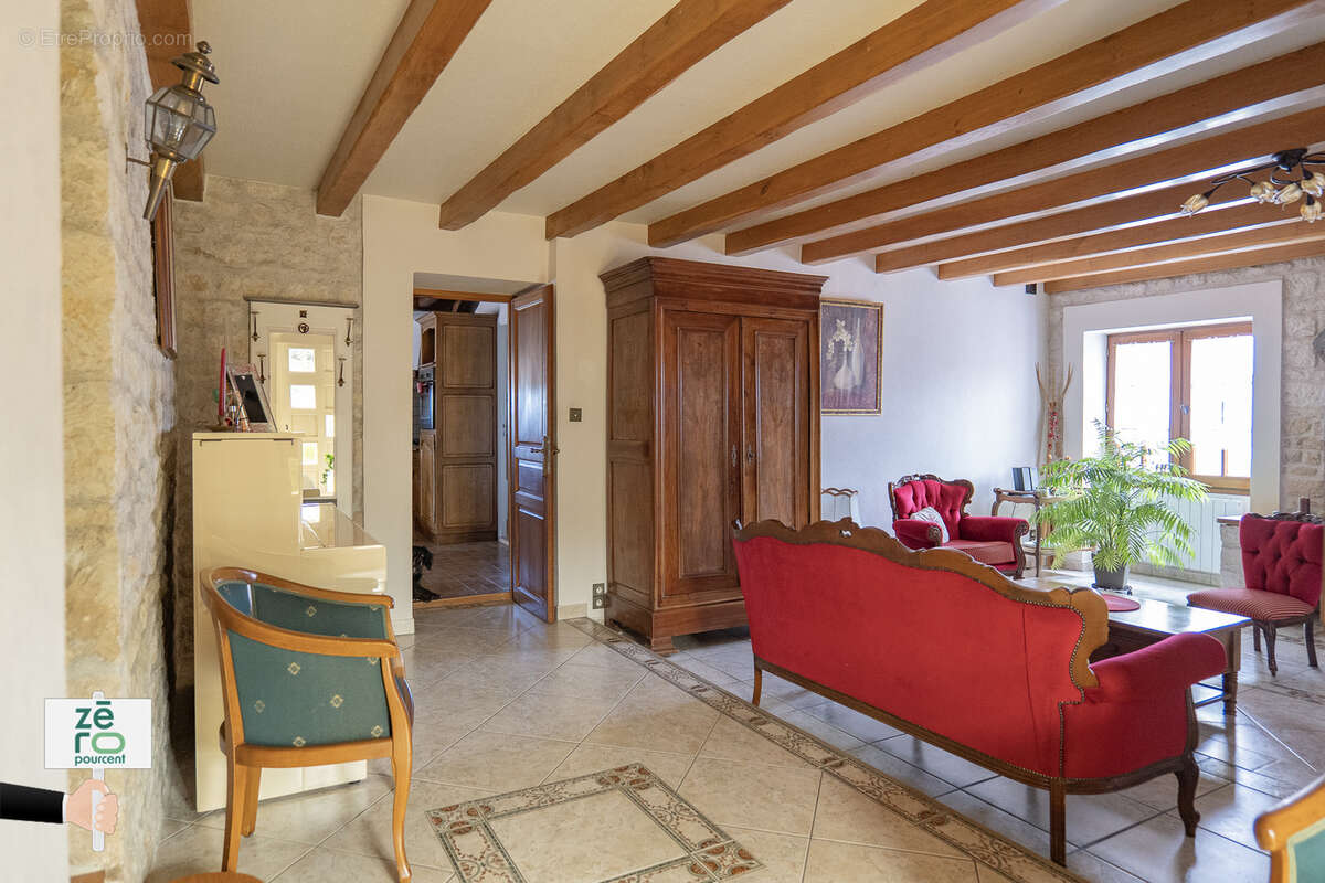 Maison à NALLIERS