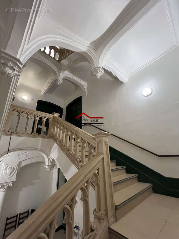 Appartement à NISSAN-LEZ-ENSERUNE