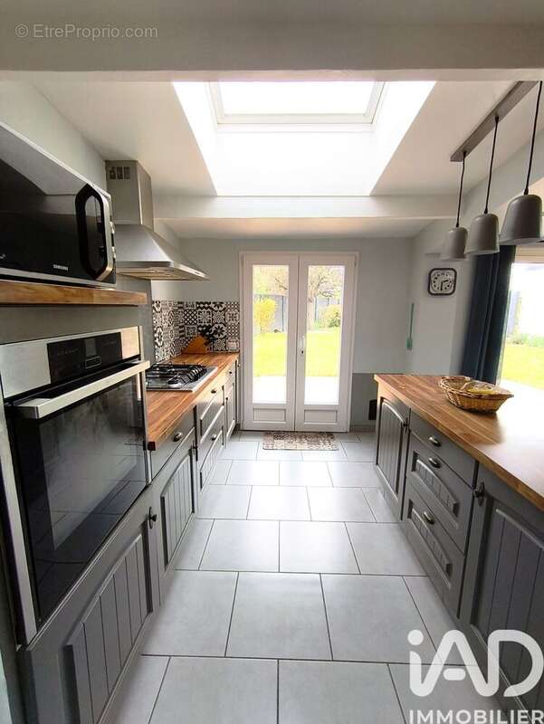 Photo 8 - Maison à CHATENAY-SUR-SEINE