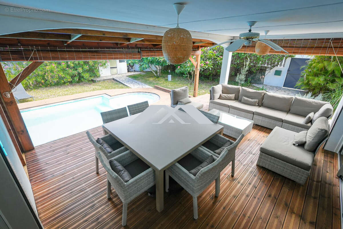 Maison à SAINT-PIERRE