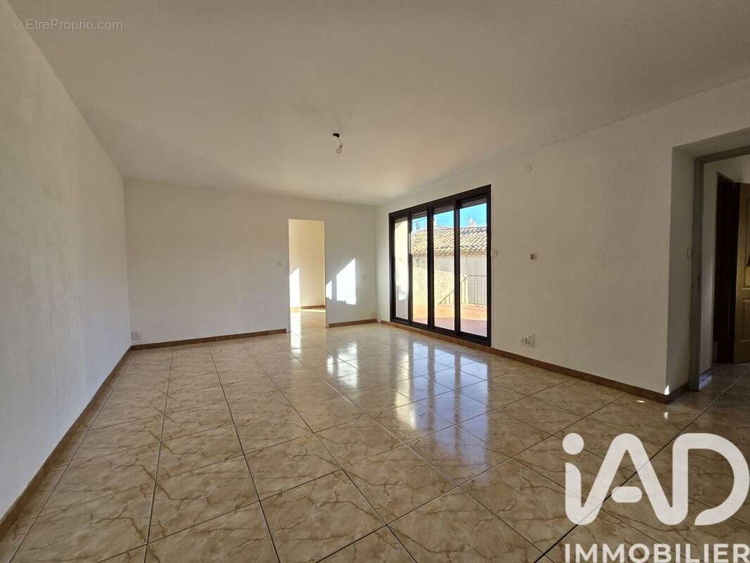 Photo 3 - Maison à CASCASTEL-DES-CORBIERES