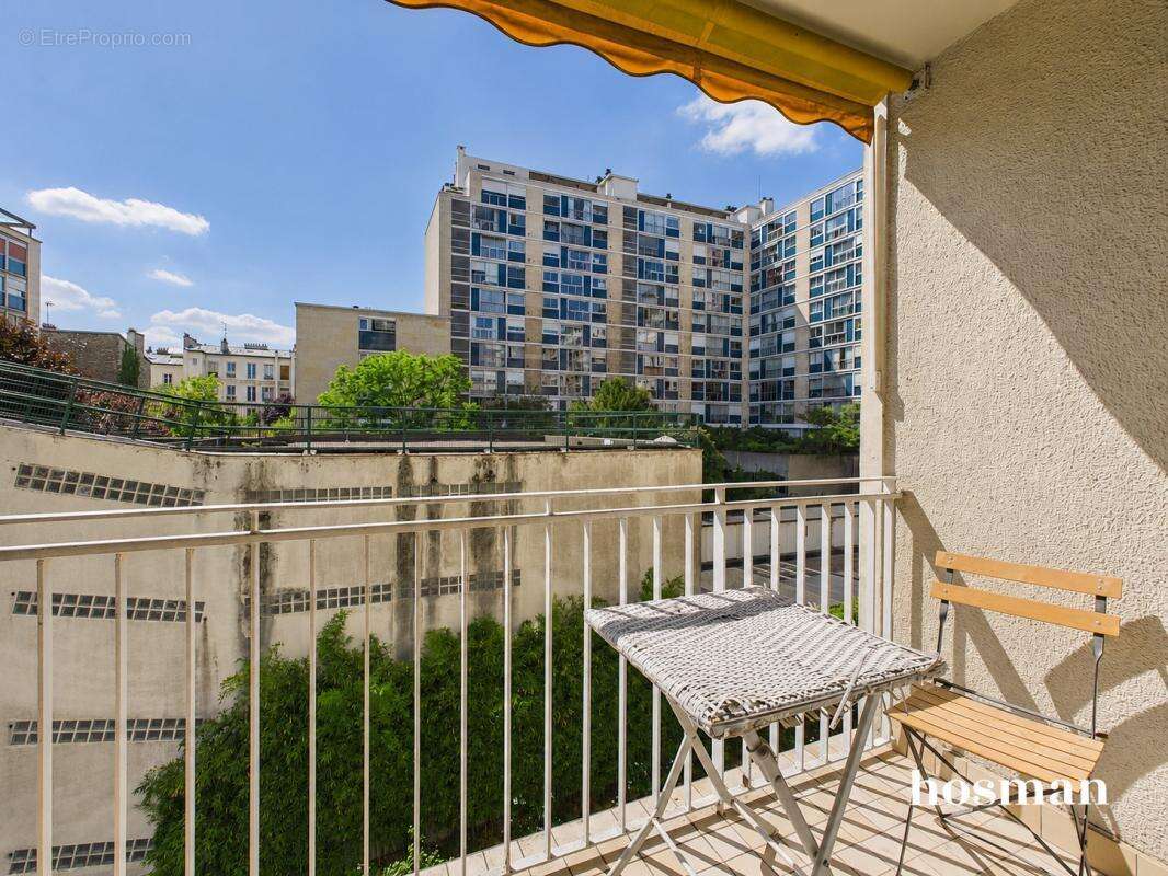 Appartement à PARIS-20E