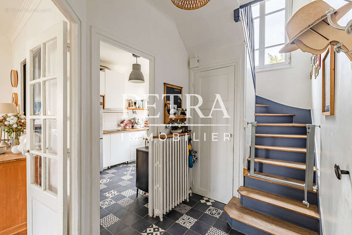 Maison à L&#039;HAY-LES-ROSES