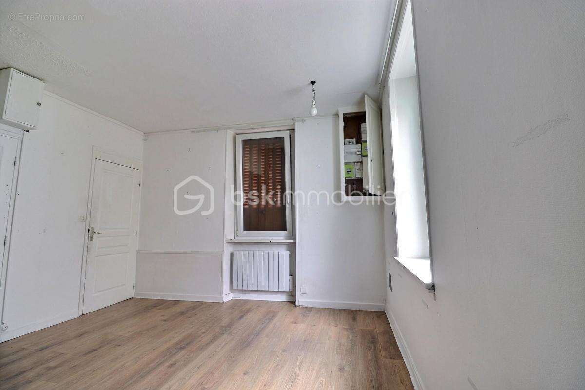 Maison 197m² Chabreloche 63250 - photo 11