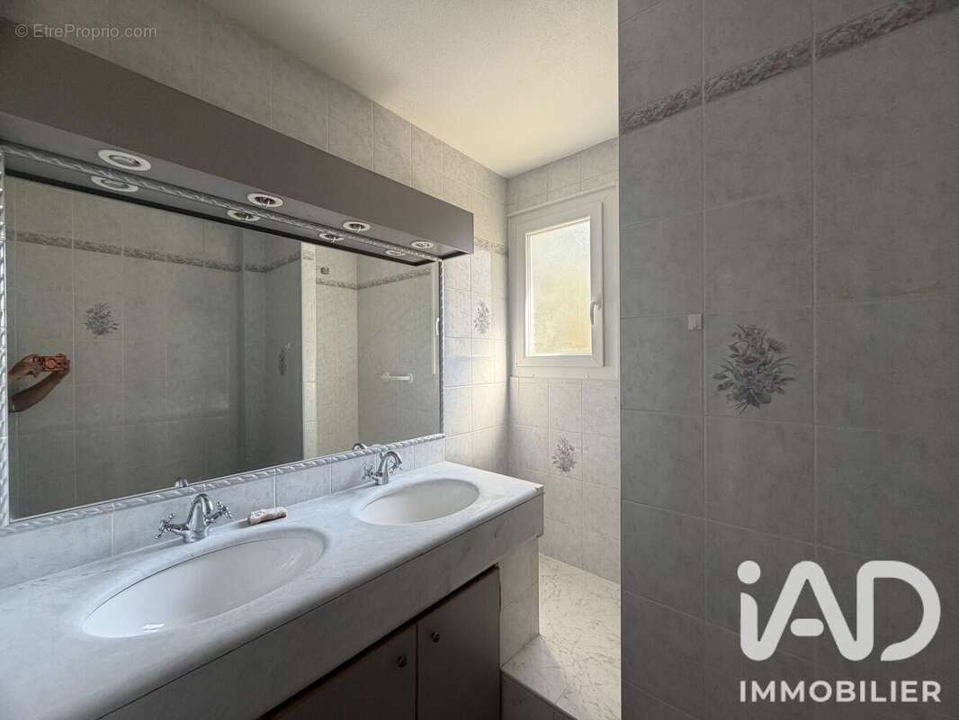 Appartement 60 m² à Dammarie-Les-Lys  - photo 6
