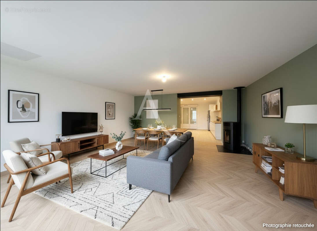 Maison à SAINT-JULIEN-DE-CONCELLES