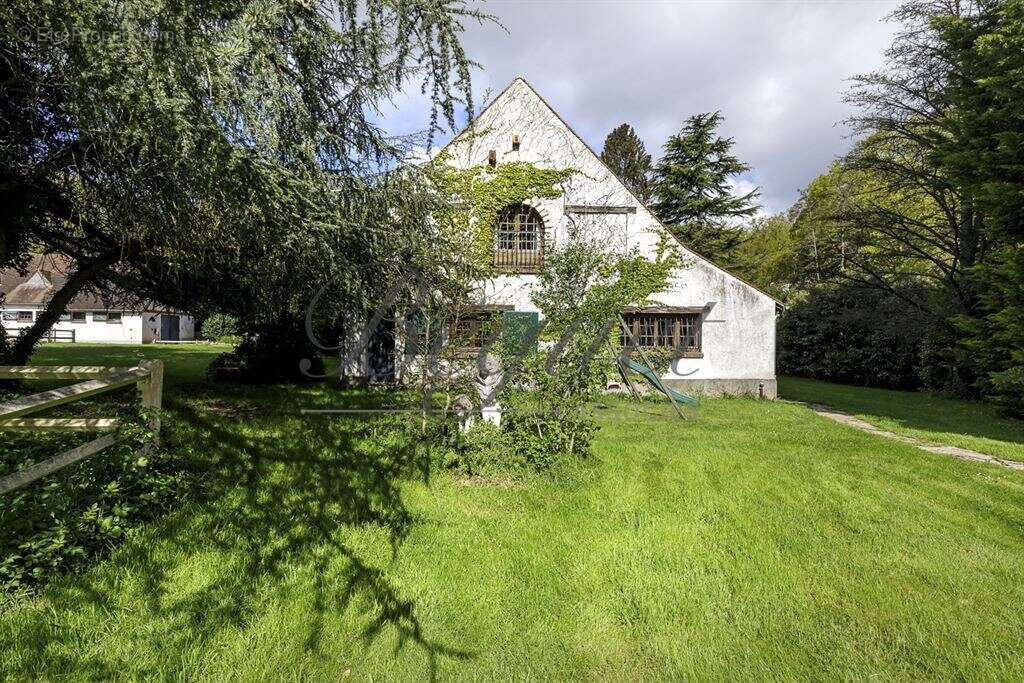 Maison à POIGNY-LA-FORET
