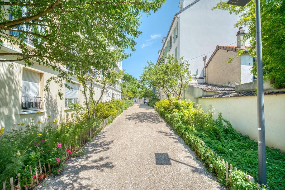 Appartement à HOUILLES