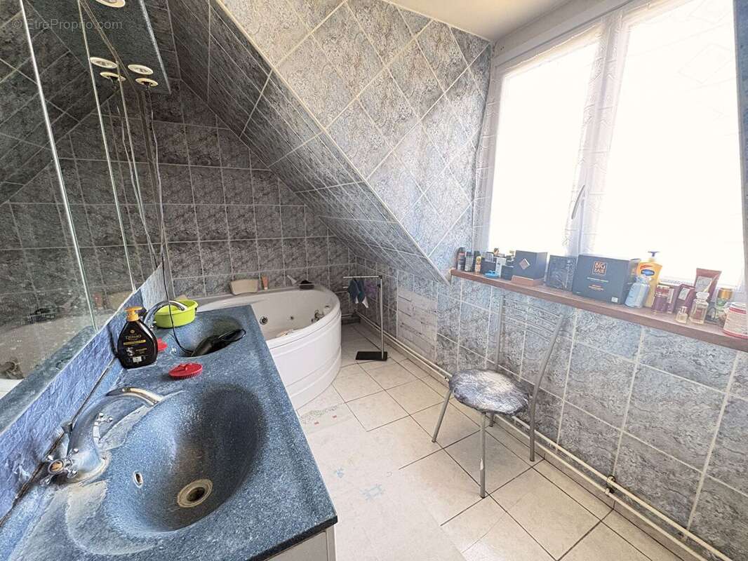 Maison Proche Amblainville 7 pièce(s) 116 m2 - photo 8