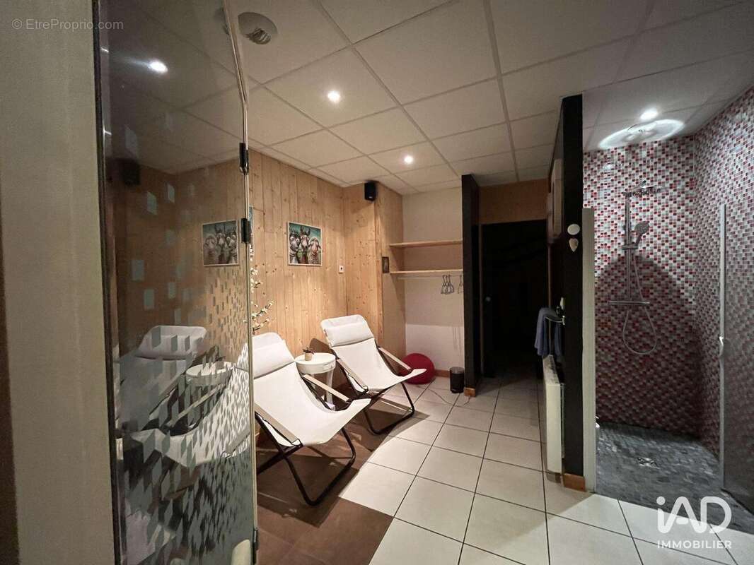 Photo 7 - Commerce à MONT-DORE