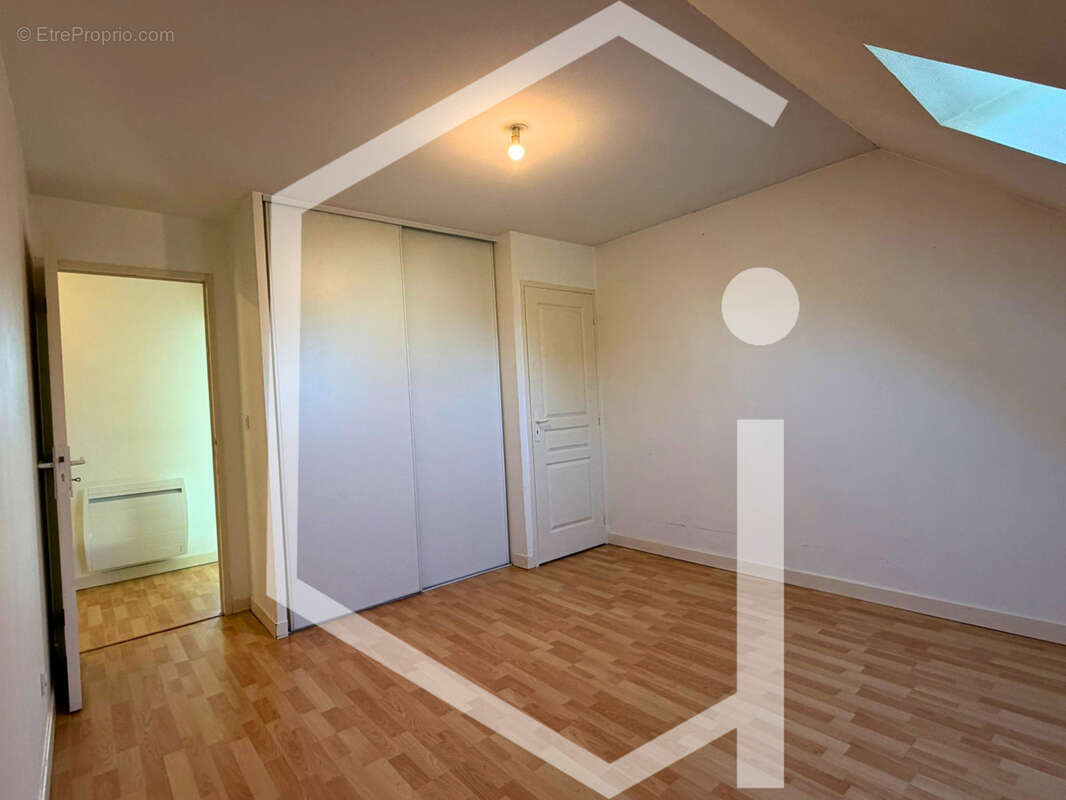 Maison à COSNE-COURS-SUR-LOIRE