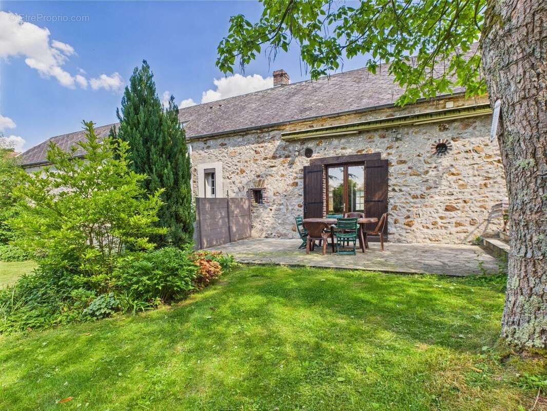 Maison à ROMILLY-SUR-SEINE