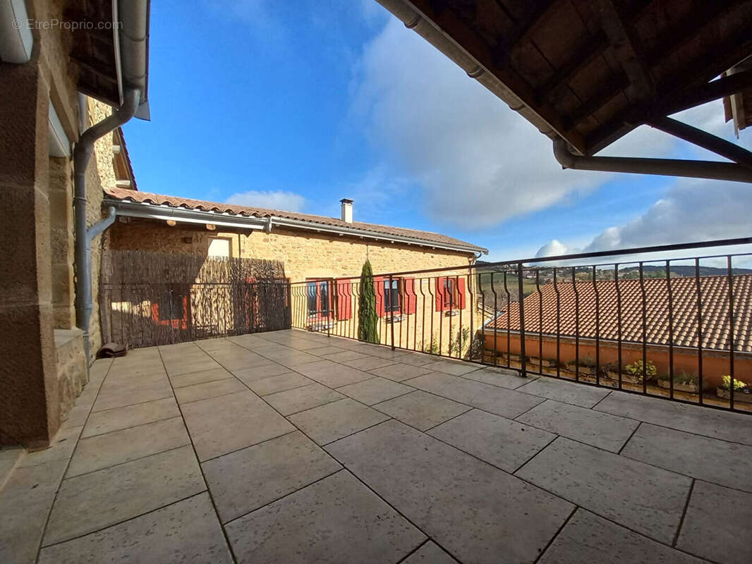 Appartement à OINGT