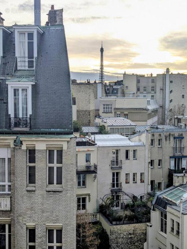Appartement à PARIS-16E