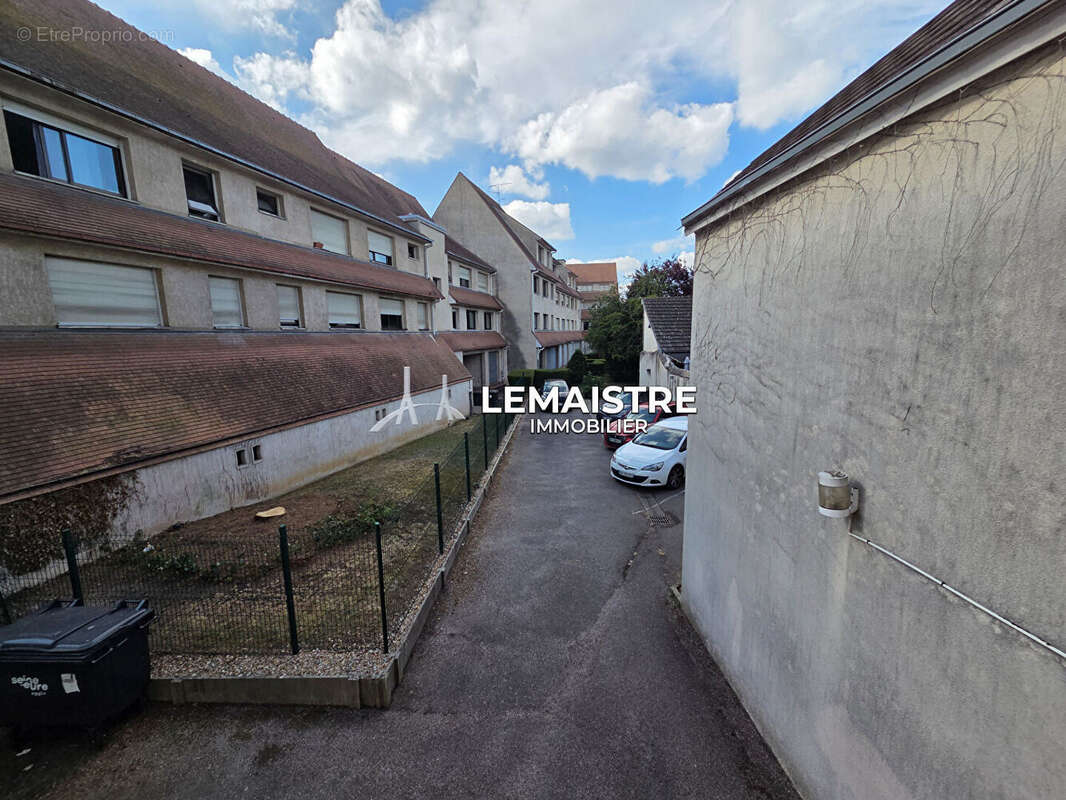 LOUVIERS CENTRE - APPARTEMENT T2 lumineux 56 m² - Parking sécurisé - Faibles charges - photo 9