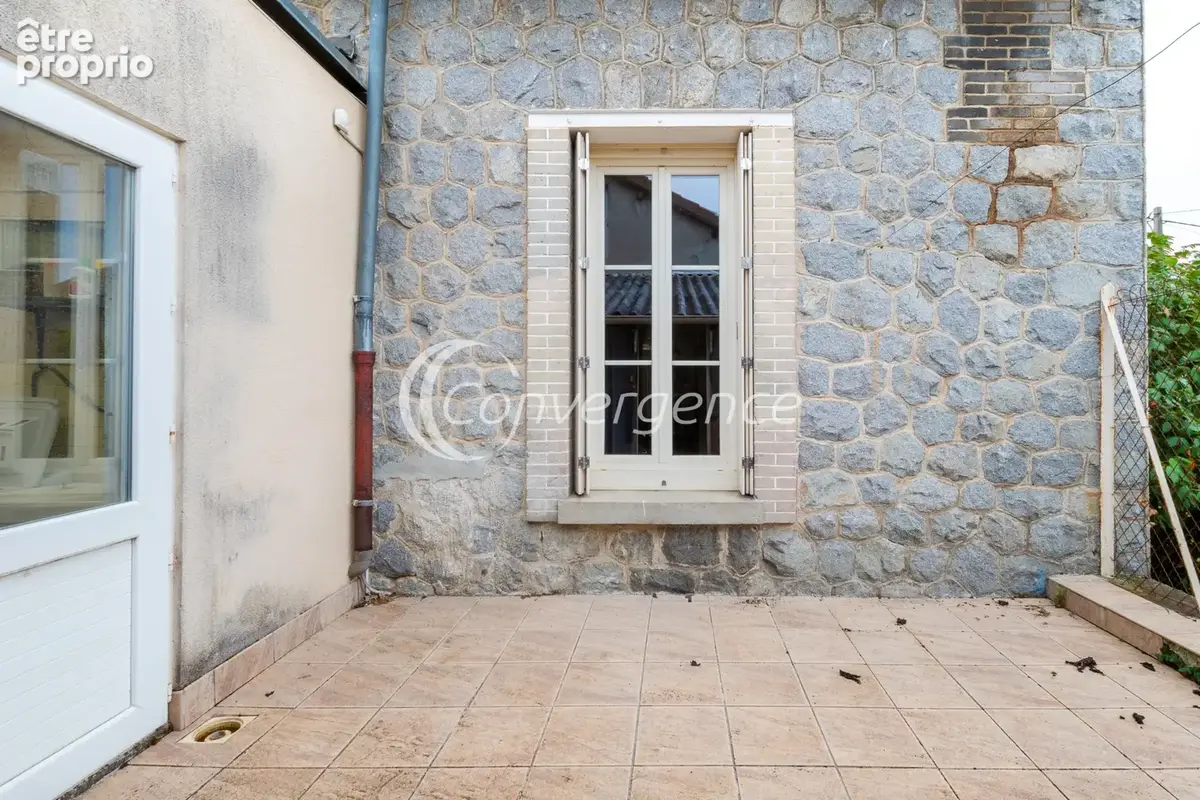 A rénover, maison de ville avec 4 chambres et garage - photo 7