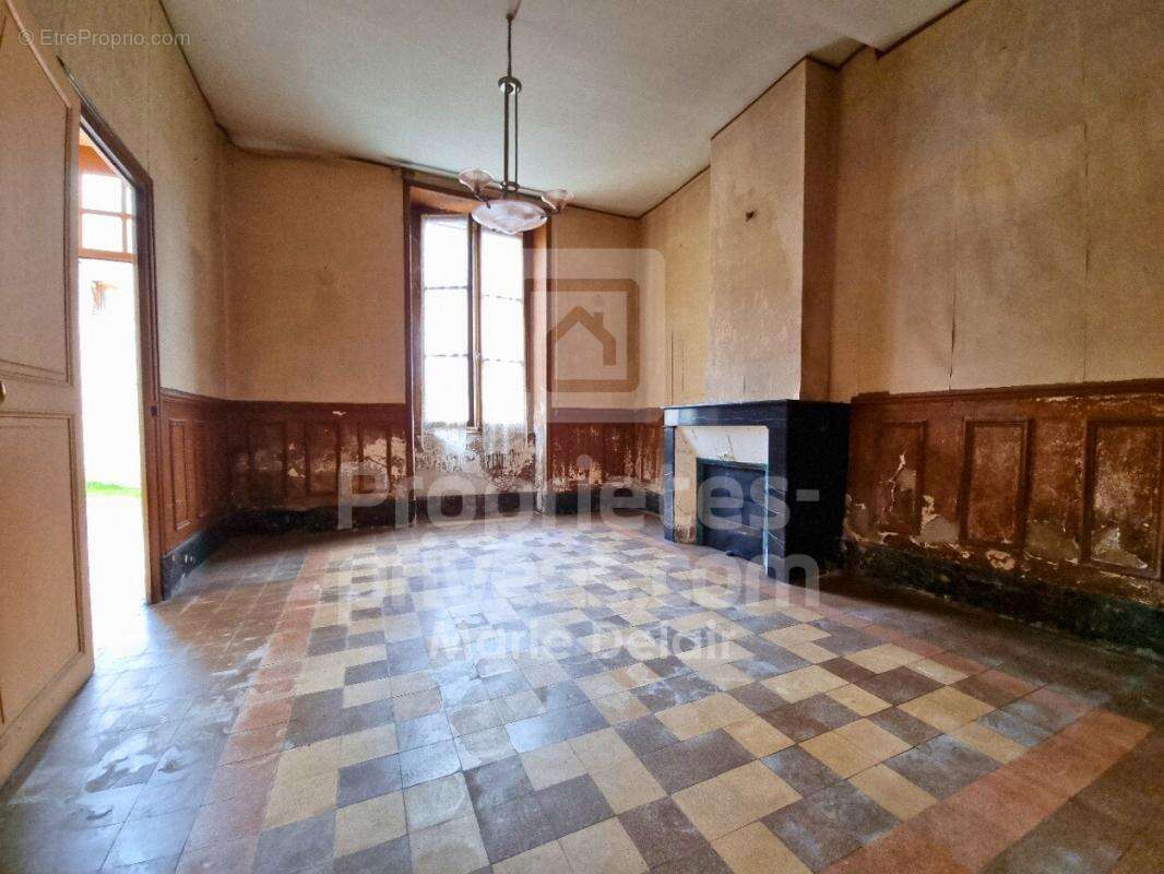 Maison à POUILLY-SUR-LOIRE