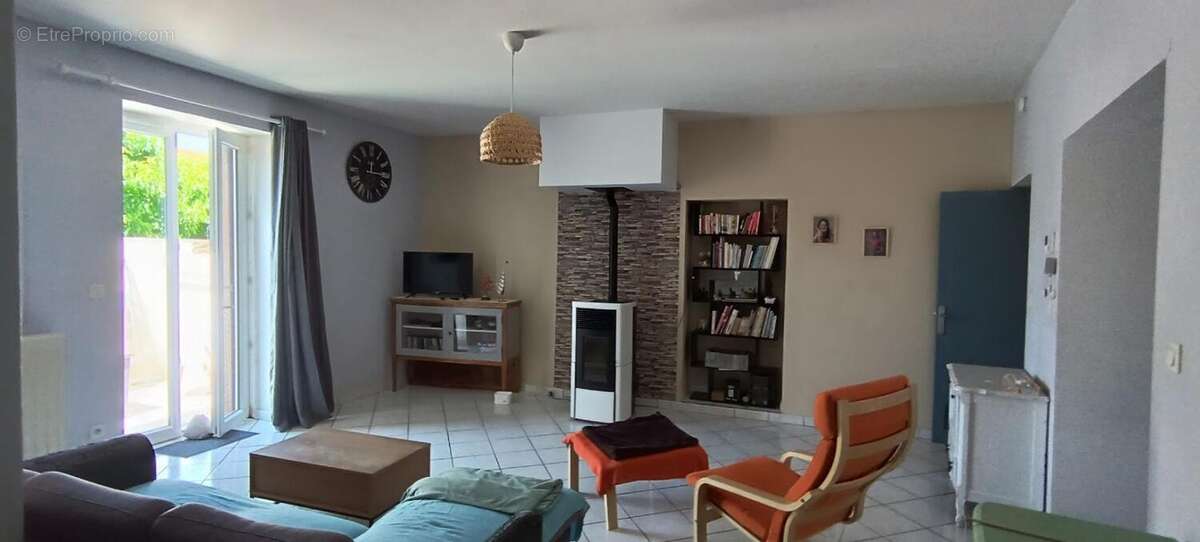 Maison à vendre 5 pièces ISSOIRE (63) - photo 4